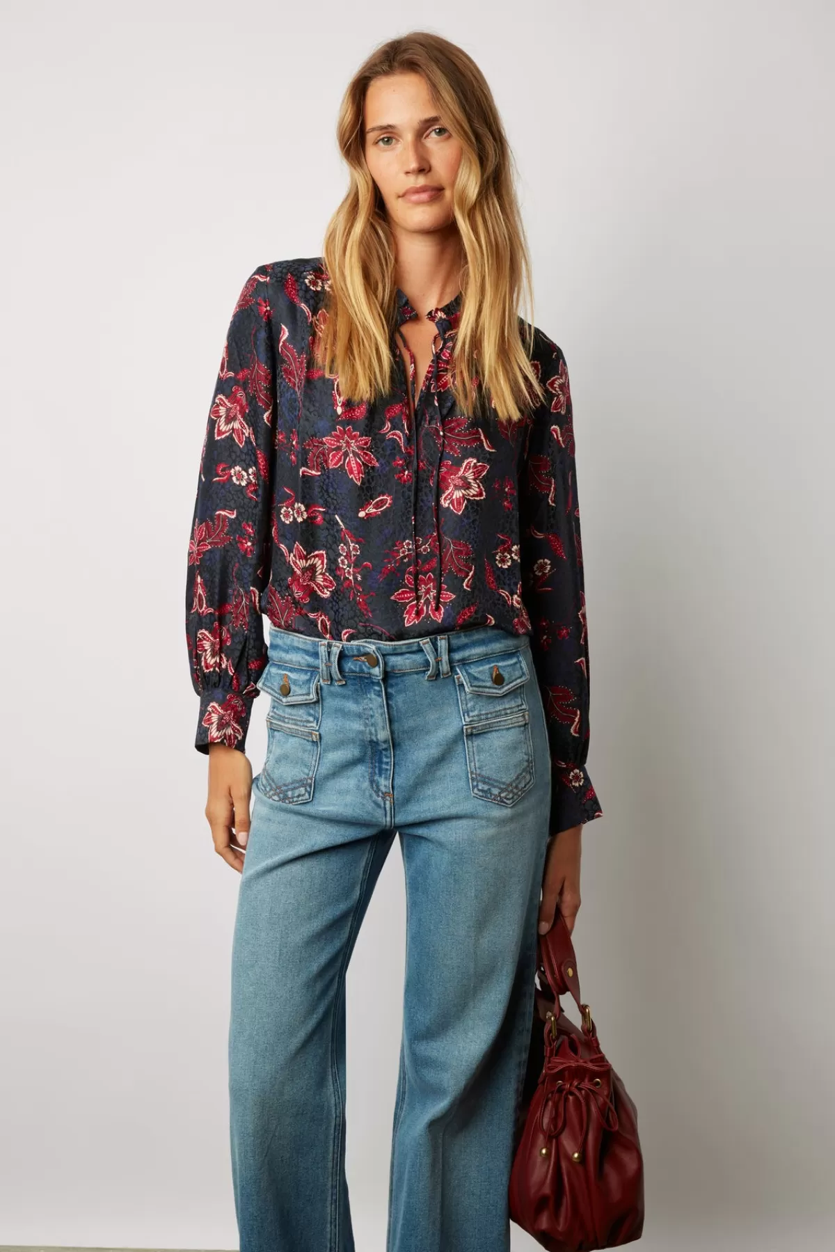 Gerarddarel Blouse satinée imprimé grosses fleurs - CECILE Bleu foncé / Marine-Femme Chemises & Blouses