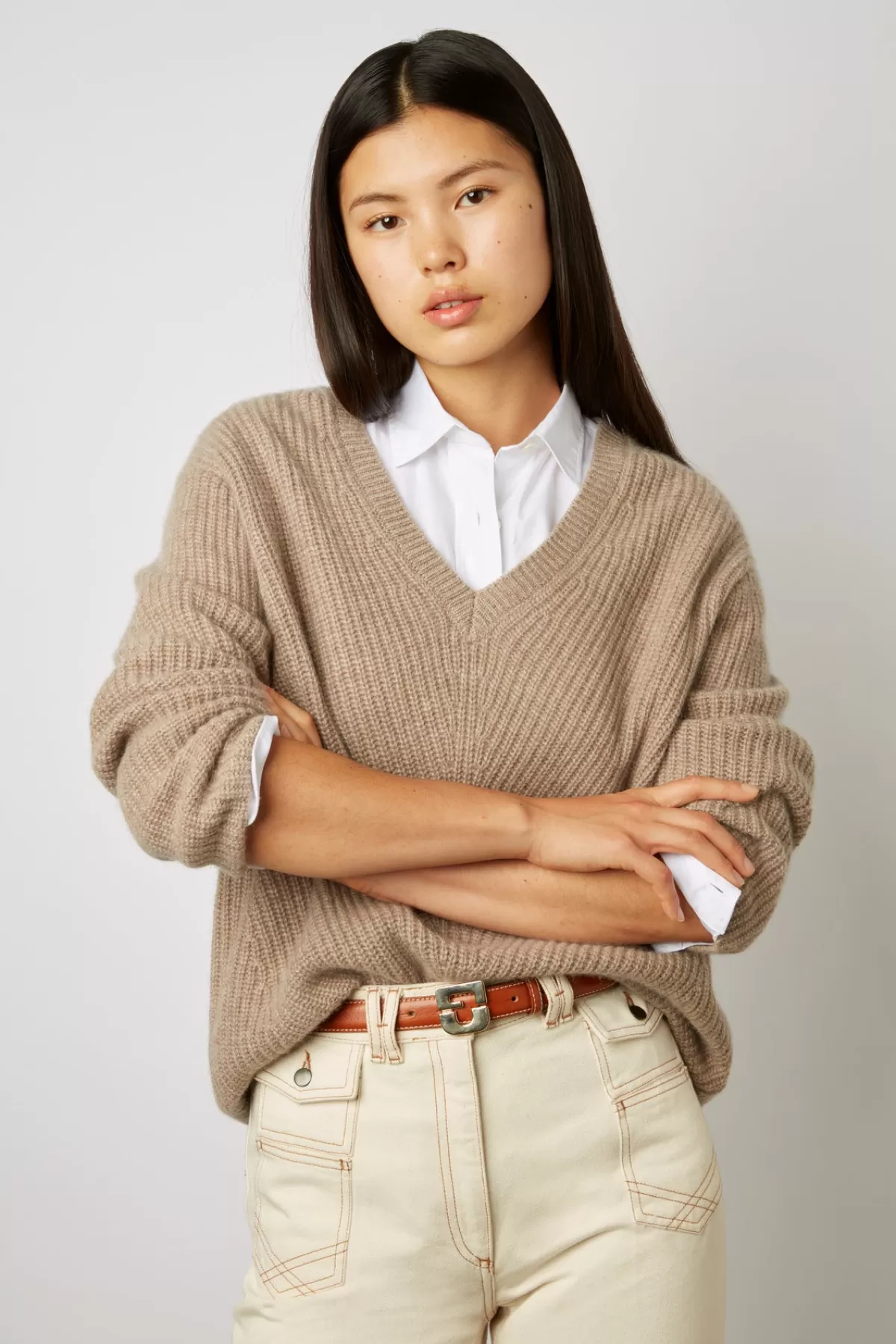 Gerarddarel Pull V en cachemire à côtes - LOOKAS Beige-Femme Maille