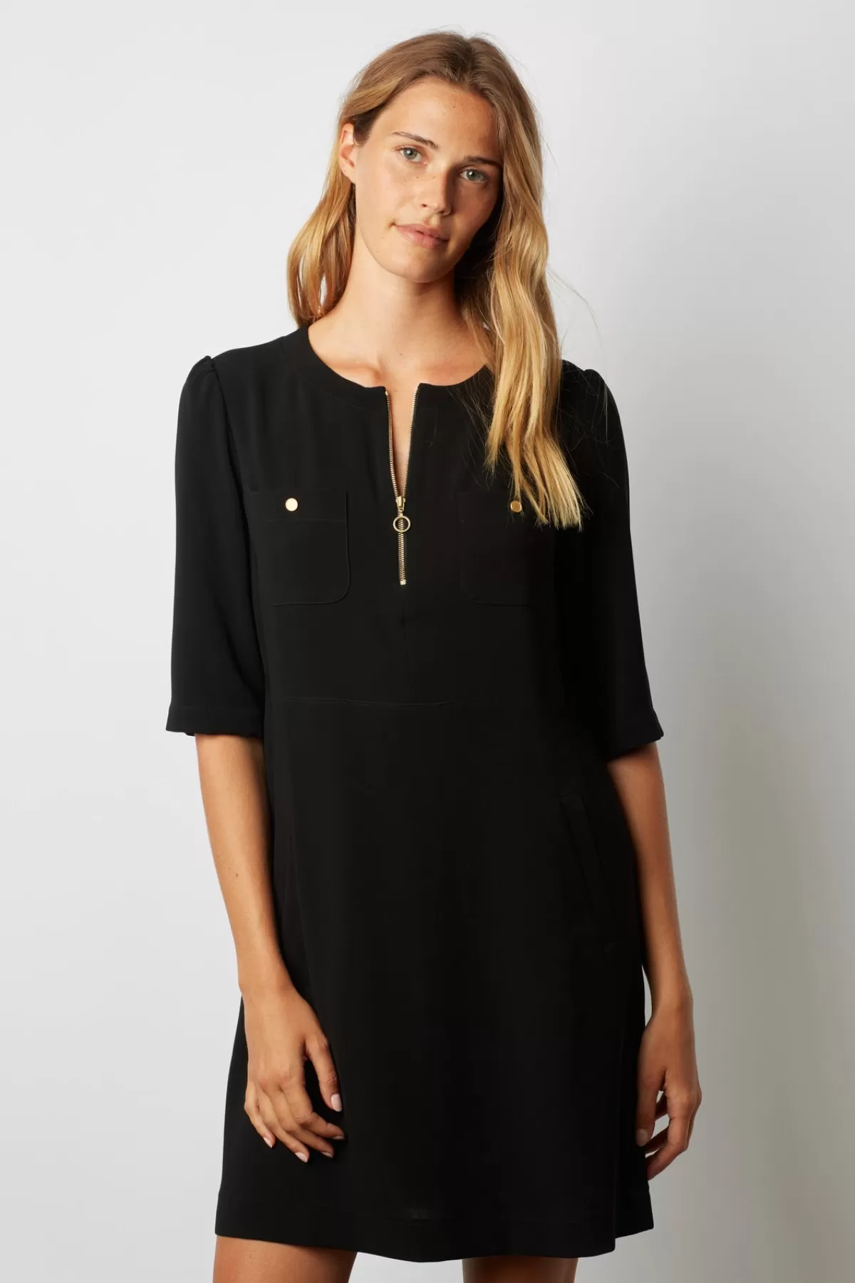 Gerarddarel Robe courte unie à l'encolure zippée - JUNA Noir-Femme Robes